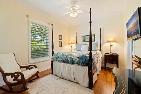 4399 49th Avenue S St Petersburg FL 33711