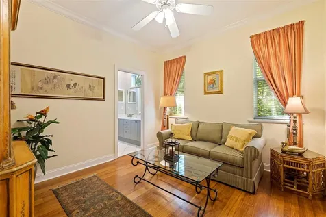 4399 49th Avenue S St Petersburg FL 33711