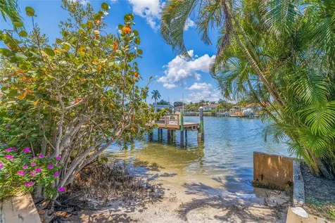 4399 49th Avenue S St Petersburg FL 33711