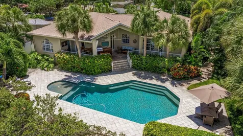 4399 49th Avenue S St Petersburg FL 33711