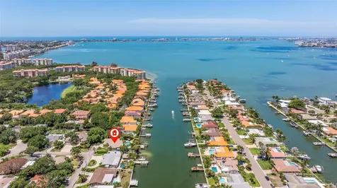 4399 49th Avenue S St Petersburg FL 33711