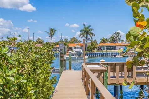 4399 49th Avenue S St Petersburg FL 33711