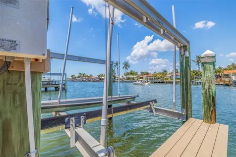 4399 49th Avenue S St Petersburg FL 33711
