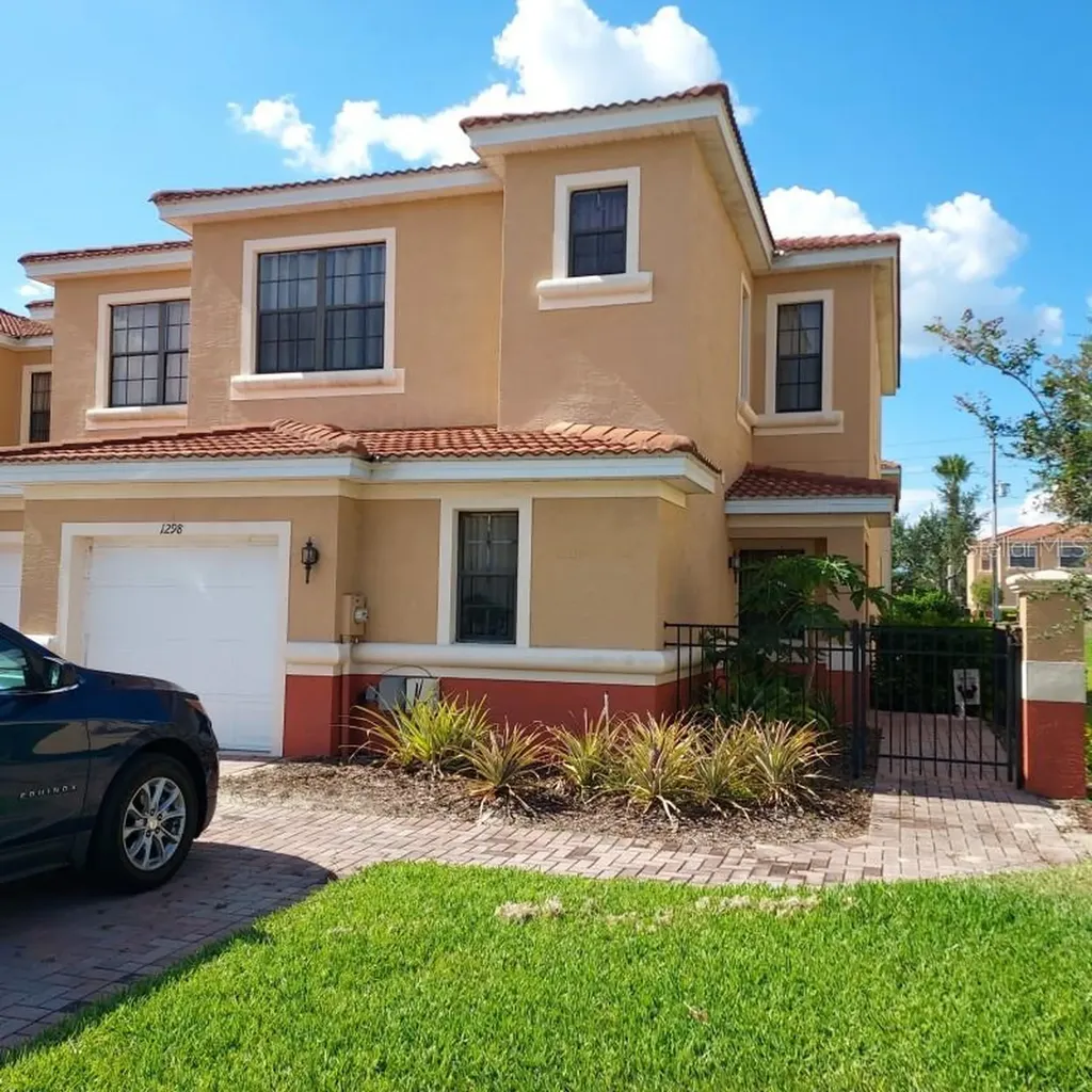 1298 Clove Drive Kissimmee FL 34759