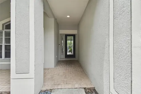 6125 Gannetdale Drive Lithia FL 33547