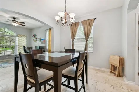 6125 Gannetdale Drive Lithia FL 33547