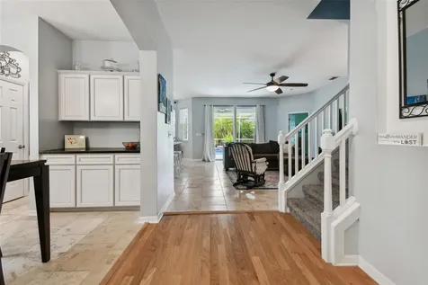 6125 Gannetdale Drive Lithia FL 33547