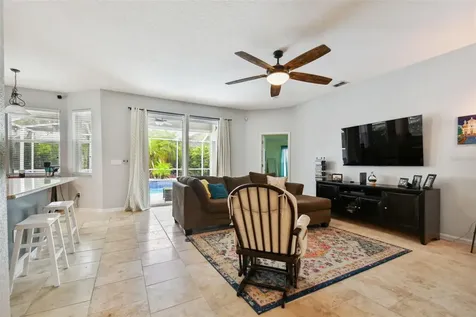 6125 Gannetdale Drive Lithia FL 33547