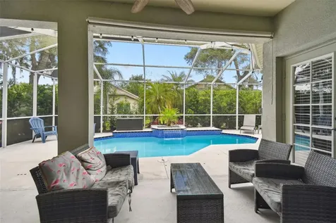6125 Gannetdale Drive Lithia FL 33547