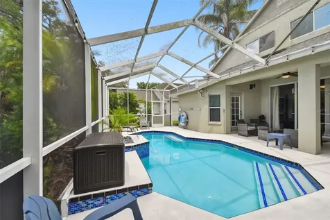 6125 Gannetdale Drive Lithia FL 33547