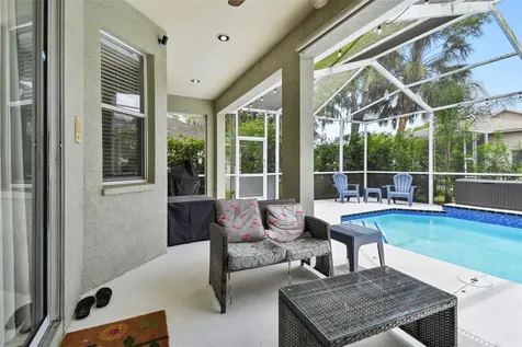 6125 Gannetdale Drive Lithia FL 33547
