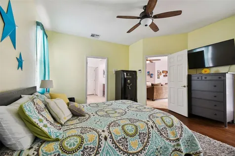 6125 Gannetdale Drive Lithia FL 33547