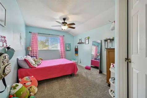 6125 Gannetdale Drive Lithia FL 33547
