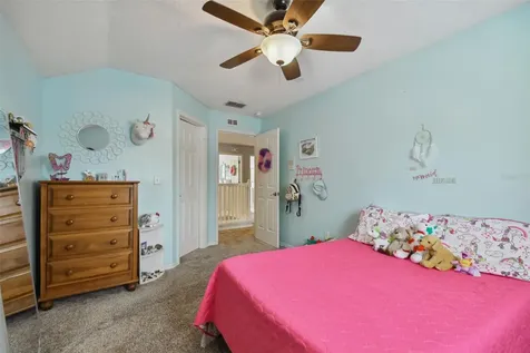 6125 Gannetdale Drive Lithia FL 33547