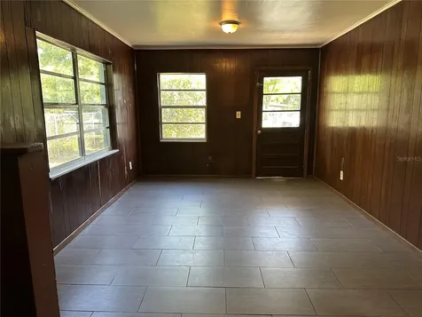 1932 NW 4th Place Ocala FL 34475