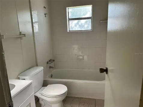 1932 NW 4th Place Ocala FL 34475