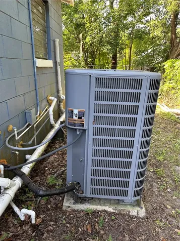 1932 NW 4th Place Ocala FL 34475