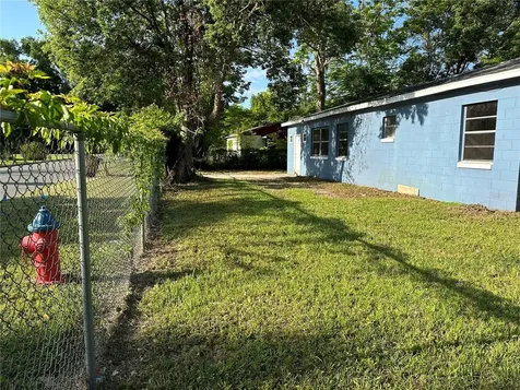 1932 NW 4th Place Ocala FL 34475