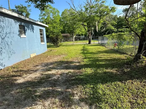 1932 NW 4th Place Ocala FL 34475