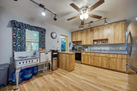 4701 24th Avenue N St Petersburg FL 33713