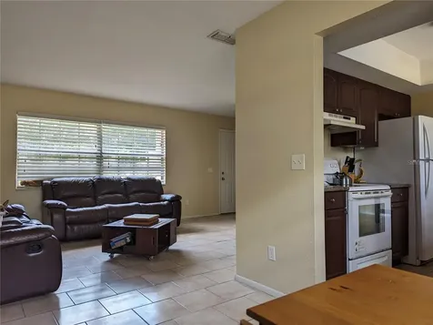 323 Black Oak Court Seffner FL 33584