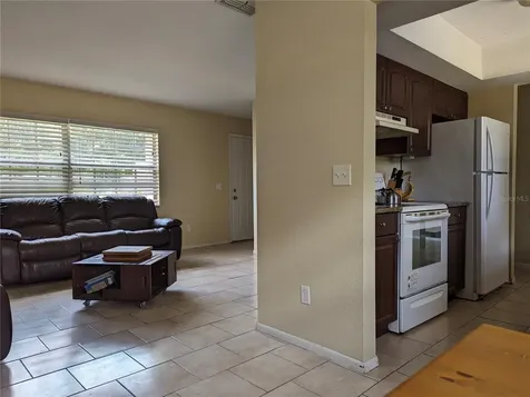 323 Black Oak Court Seffner FL 33584