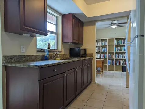 323 Black Oak Court Seffner FL 33584