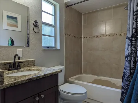 323 Black Oak Court Seffner FL 33584