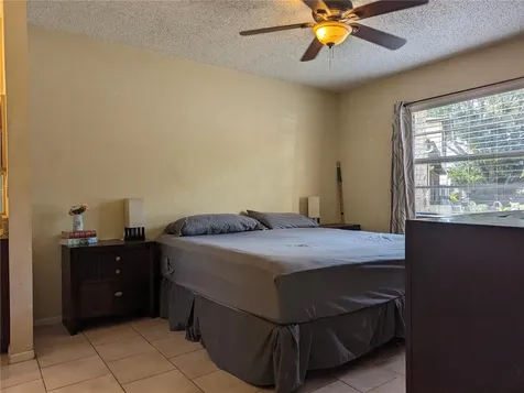 323 Black Oak Court Seffner FL 33584