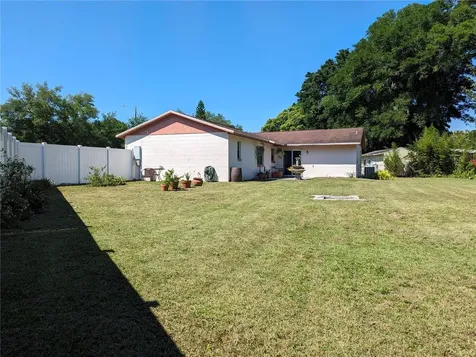 323 Black Oak Court Seffner FL 33584