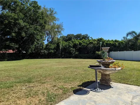 323 Black Oak Court Seffner FL 33584