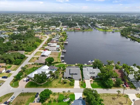 18435 Meyer Avenue Port Charlotte FL 33948
