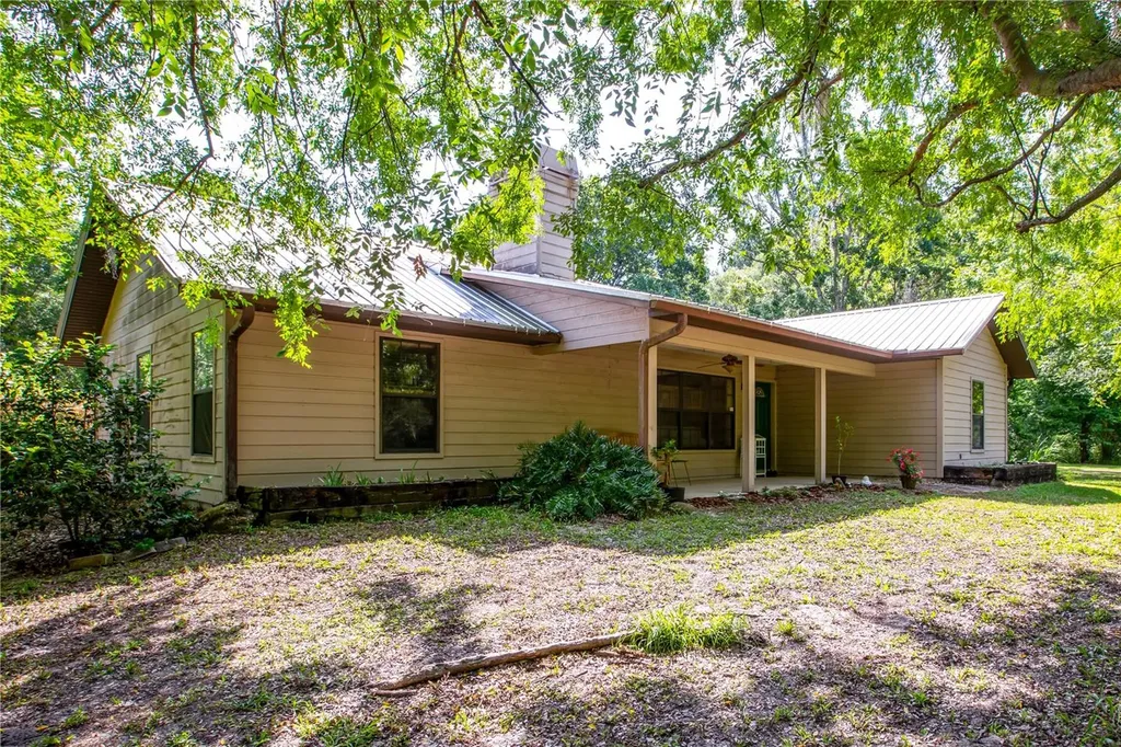 8411 NW 236th Street Alachua FL 32615