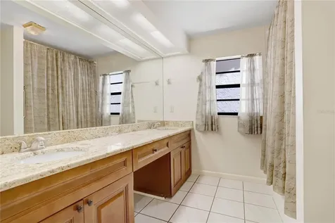 11416 Linarbor Place Temple Terrace FL 33617