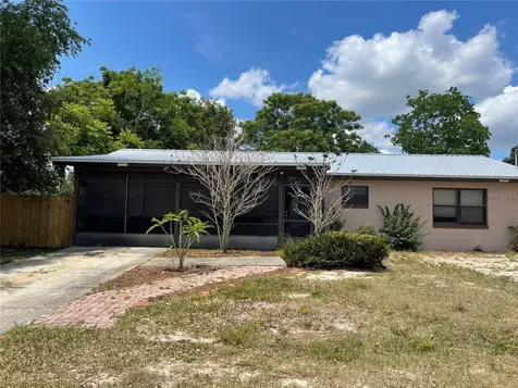 224 Dorothy Street Auburndale FL 33823