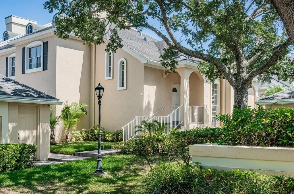 13716 Marseilles Court Clearwater FL 33762
