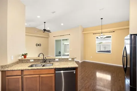12408 NE 48th Circle Oxford FL 34484