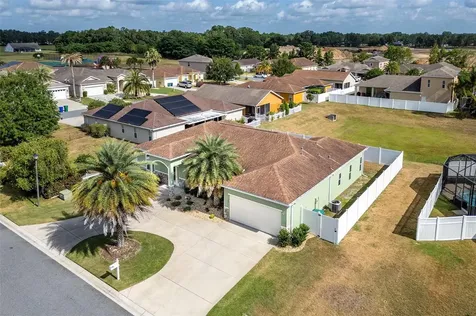 12408 NE 48th Circle Oxford FL 34484
