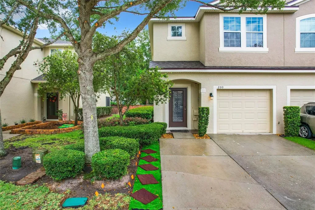 200 Angel Trumpet Way Oviedo FL 32765