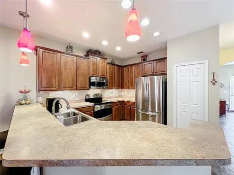 200 Angel Trumpet Way Oviedo FL 32765