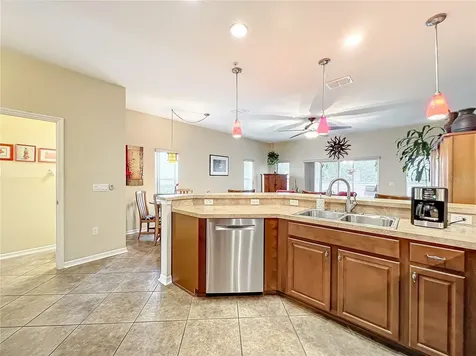 200 Angel Trumpet Way Oviedo FL 32765