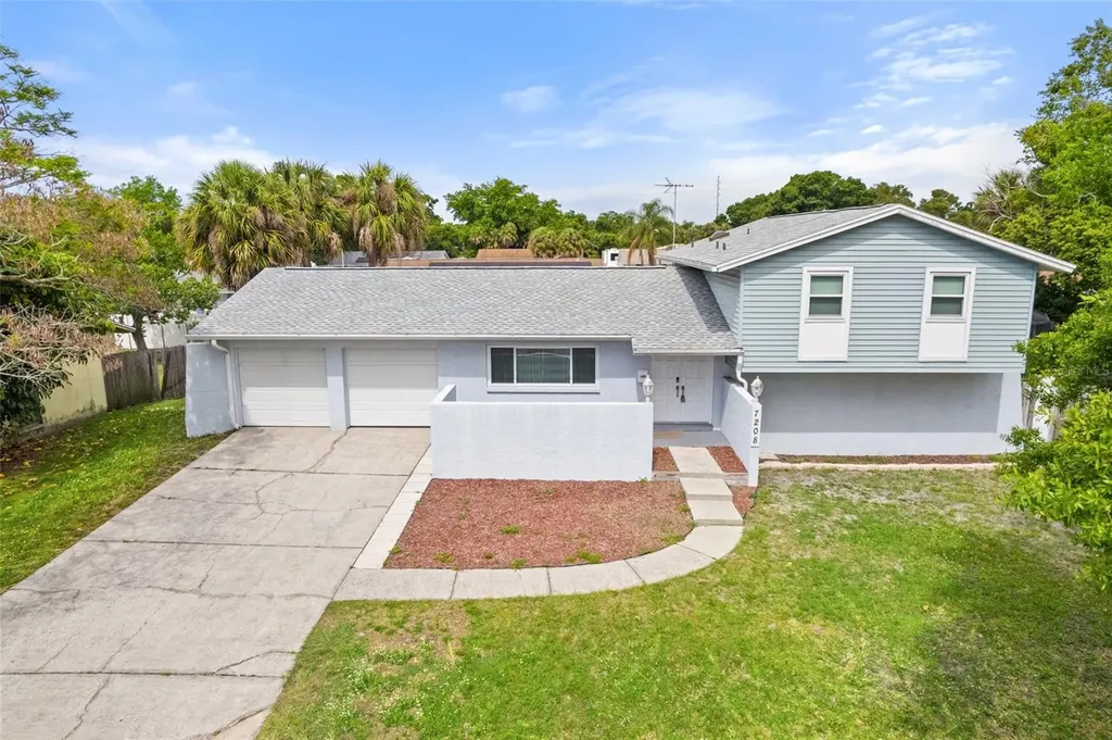 7208 Chesswood Court Tampa FL 33615