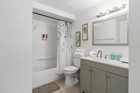 7208 Chesswood Court Tampa FL 33615