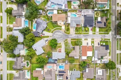 7208 Chesswood Court Tampa FL 33615