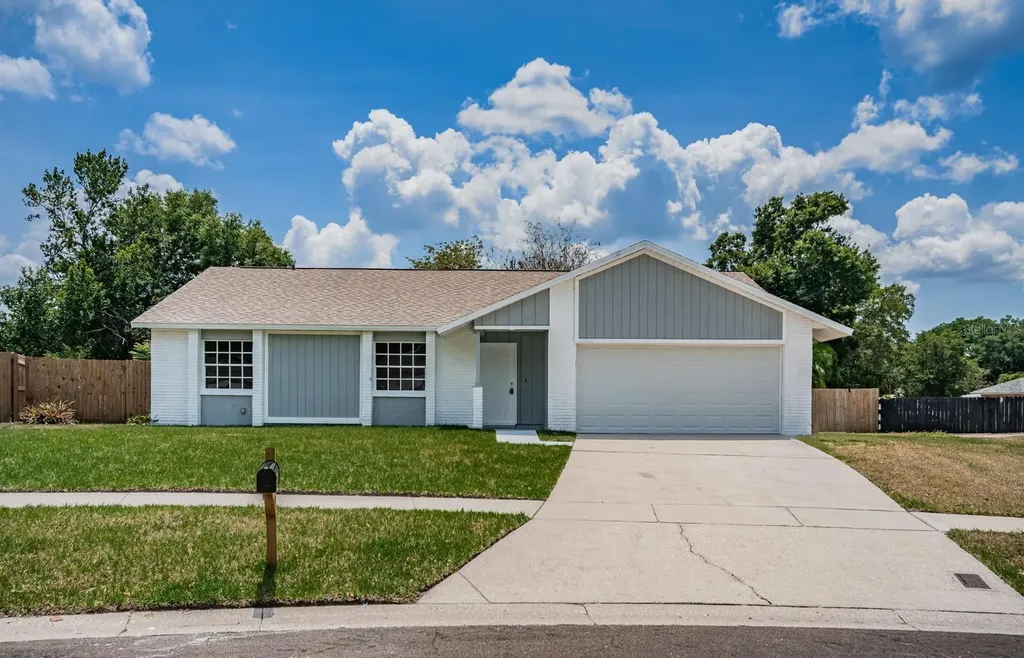 301 Black Oak Court Seffner FL 33584