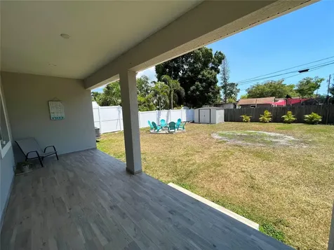 6692 51st Avenue N St Petersburg FL 33709