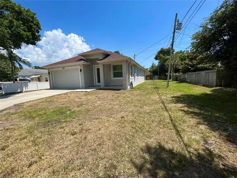 6692 51st Avenue N St Petersburg FL 33709