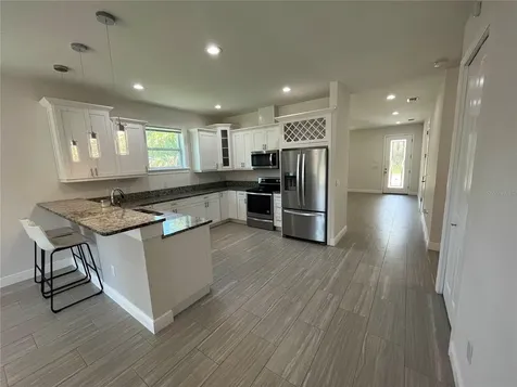 6692 51st Avenue N St Petersburg FL 33709