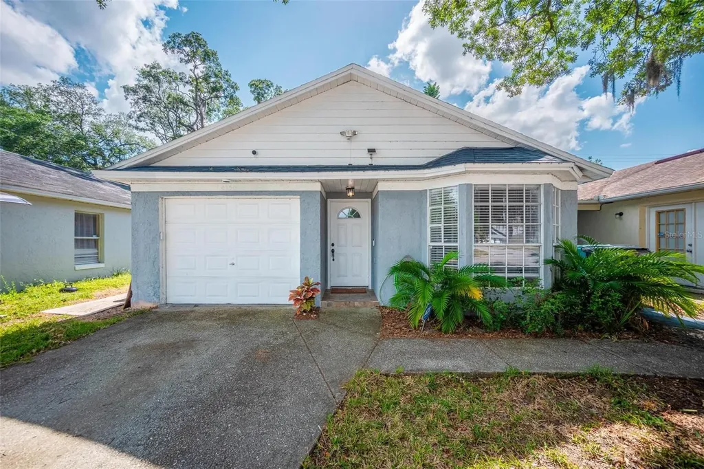 4450 Goldenrain Court Orlando FL 32808