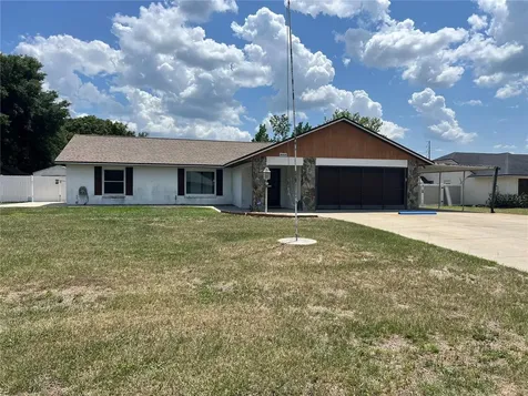 18430 Cayman Street Eustis FL 32736